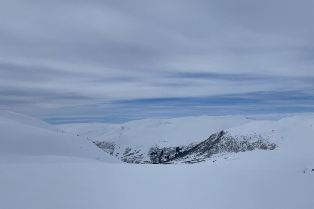 Overnatting Pa Helgatun Fjellpensjonat As I Myrkdalen Vossestrand Exterior photo