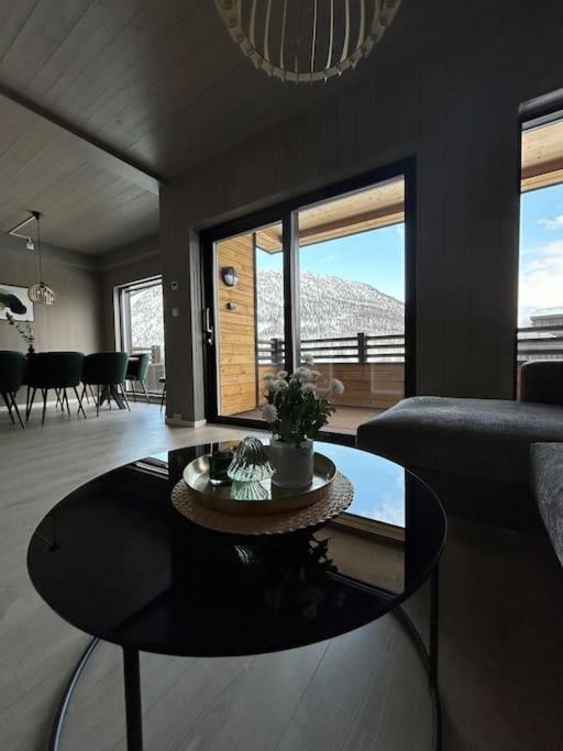 Overnatting Pa Helgatun Fjellpensjonat As I Myrkdalen Vossestrand Exterior photo